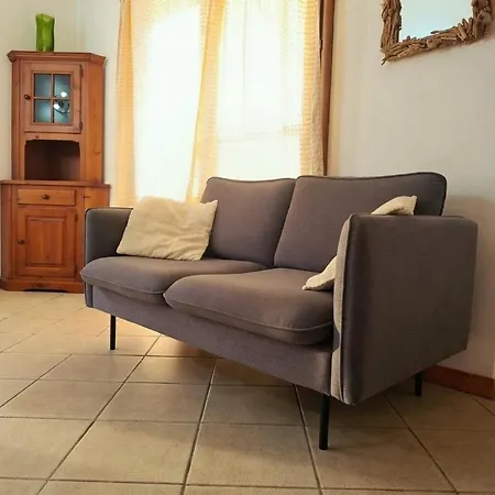 Casa Lugori Tatil Evi Torre dei Corsari